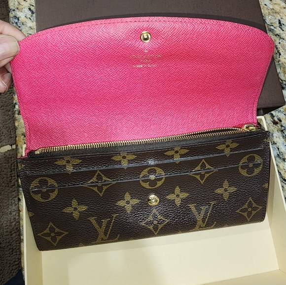 Authentic louis vuitton long wallet - Picture 7 of 11